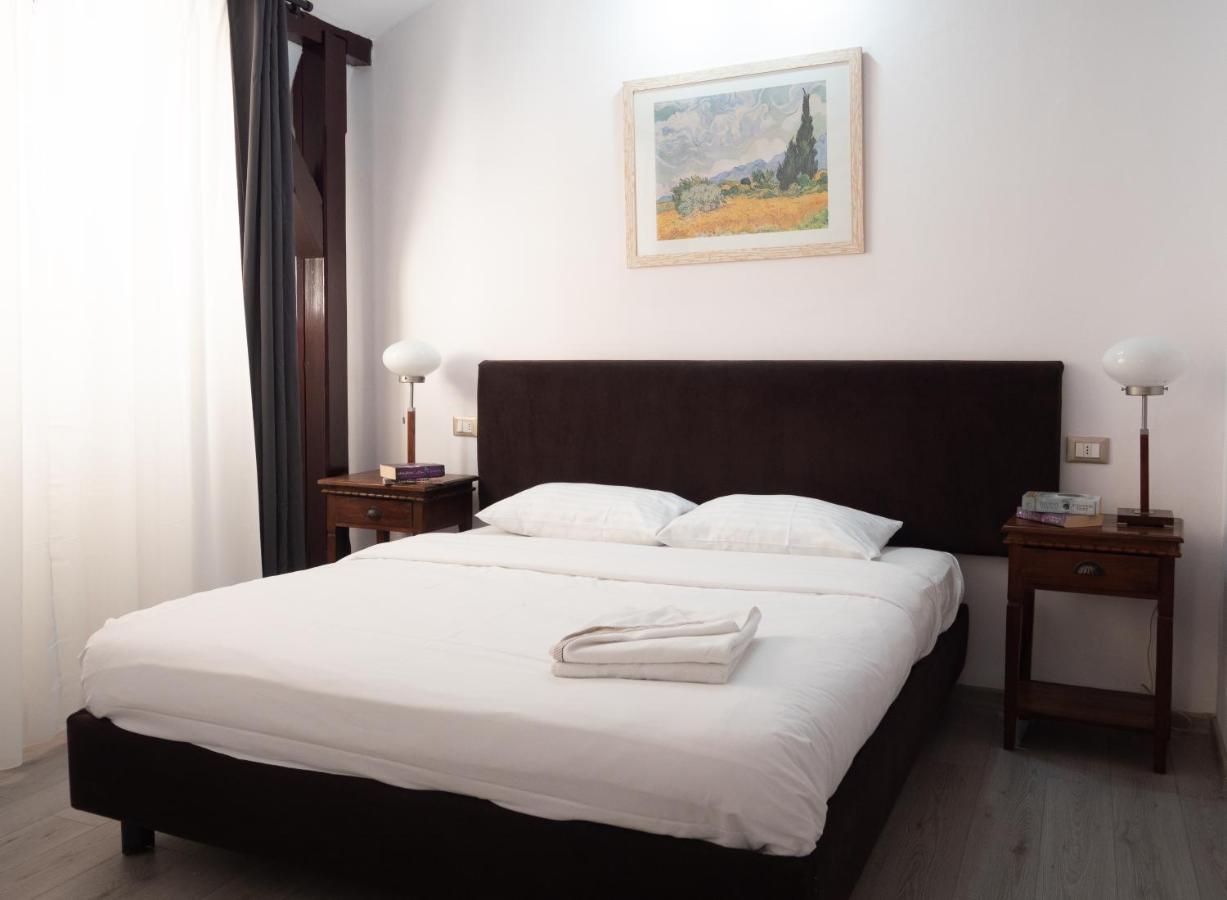 בוקרשט One Love Terrace Apartment מראה חיצוני תמונה