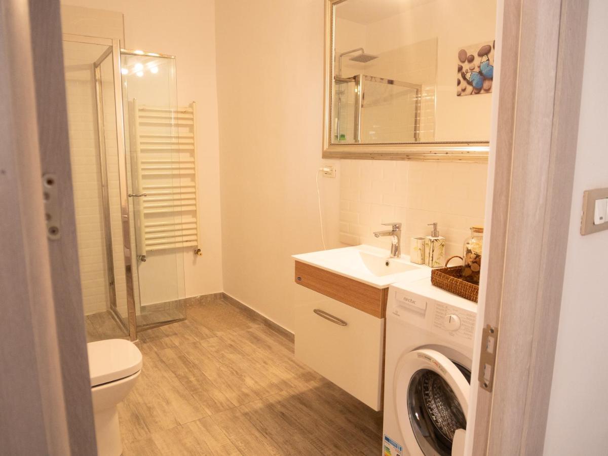 בוקרשט One Love Terrace Apartment מראה חיצוני תמונה
