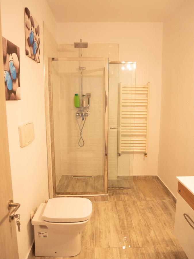 בוקרשט One Love Terrace Apartment מראה חיצוני תמונה